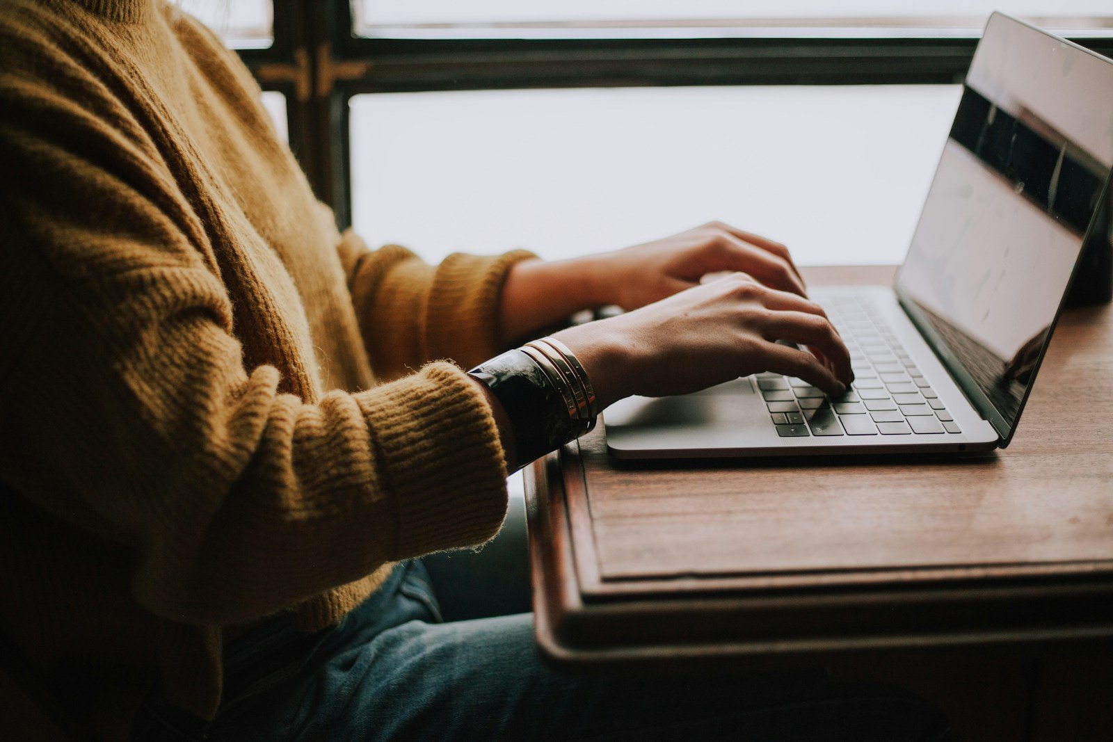 Elementor vs Gutenberg guide for business websites